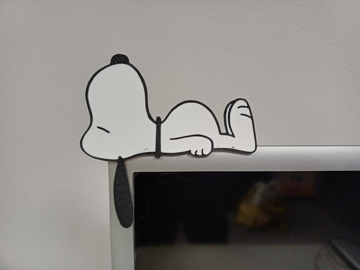 Snoopy on monitor with stand